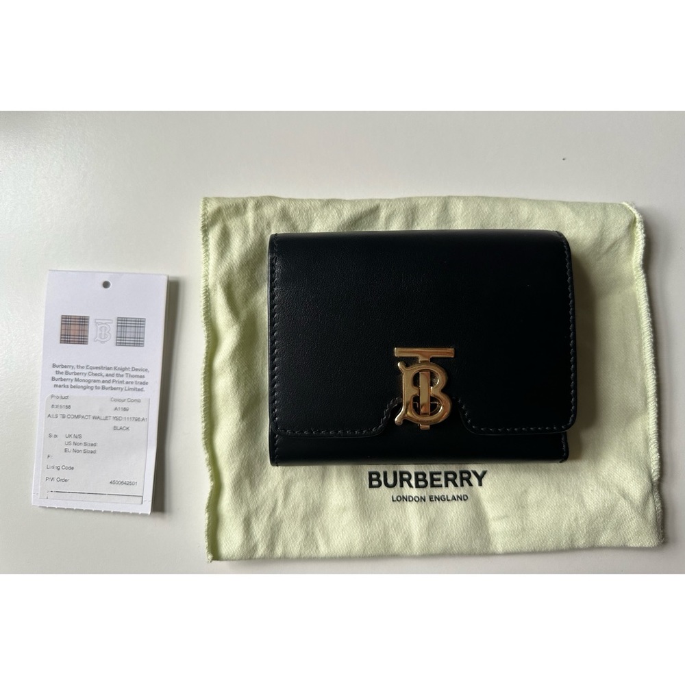 BURBERRY TB COMPACT WALLET BLACK